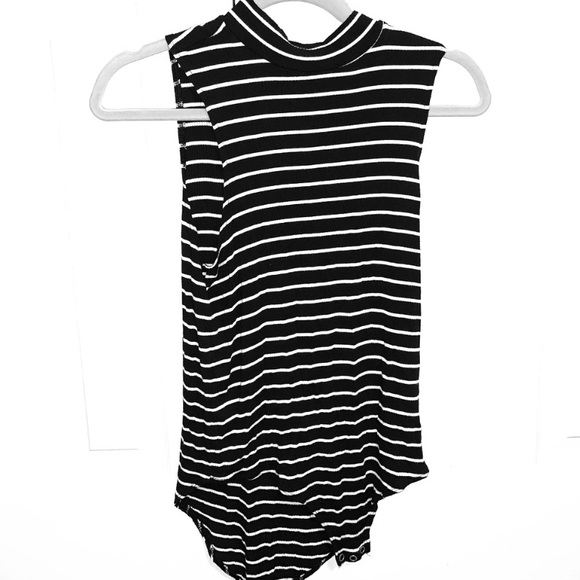 AEO Striped Bodysuit - Picture 1 of 3